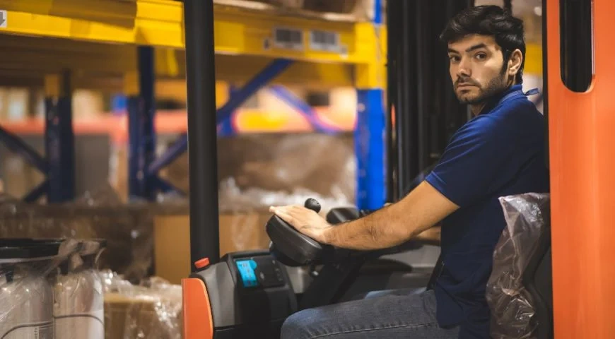 The Future of Electric Forklifts: Sustainability in Material Handling