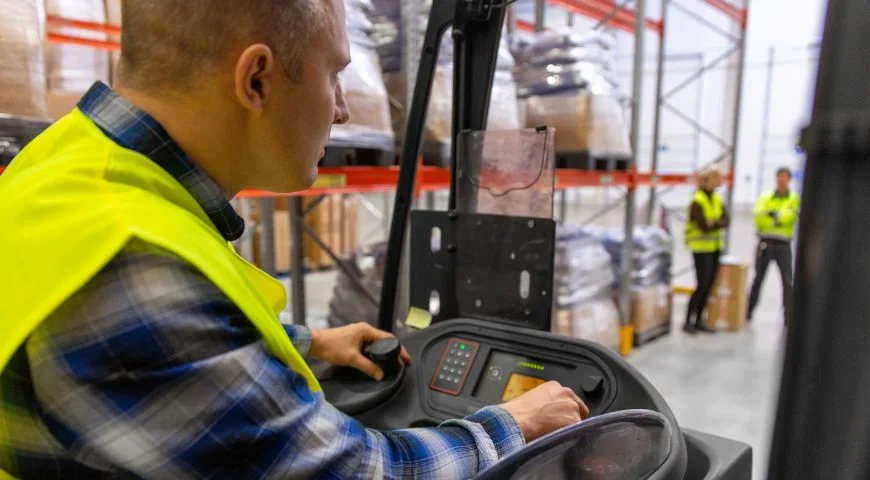 Fleet KPIs to Reduce Idle Time & Boost Efficiency