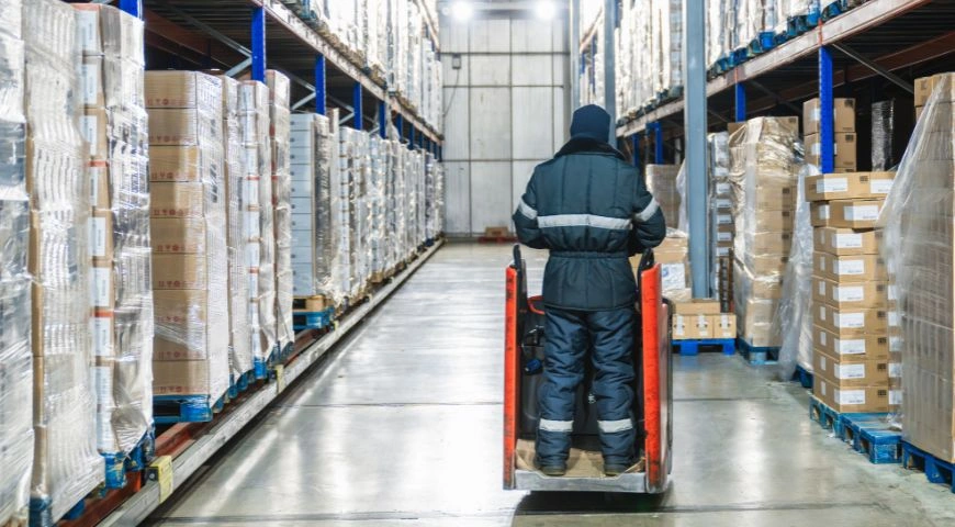 Cold-Storage Forklifts_ The Ultimate Guide to Tyres, Seals & Batteries