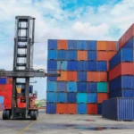 Port-to-Warehouse Handoffs: Cutting Turnaround Time with the Right MHE Combo