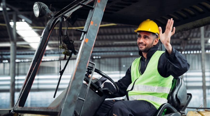 Forklift Truck Dealers: A Complete Buyer’s Guide