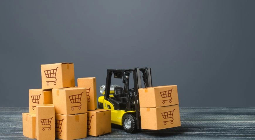 Forklift Rental Service: Scale Logistics Without Heavy Costs
