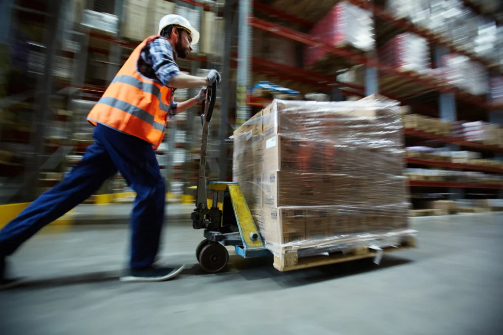 The Hidden Costs of Poor Warehouse Layouts — and How the Right MHE Strategy Solves Them

